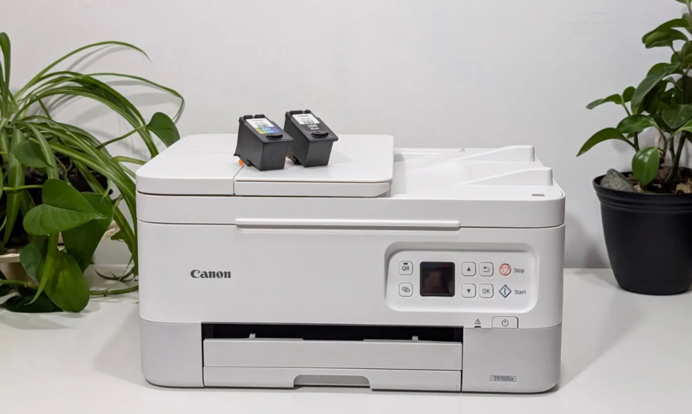 Wie behebt man ein orangefarbenes Licht an einem Canon Drucker?